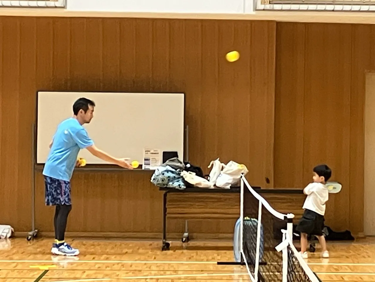 板橋区スポーツ推進委員の方たちと300人以上の方にピックルボ...